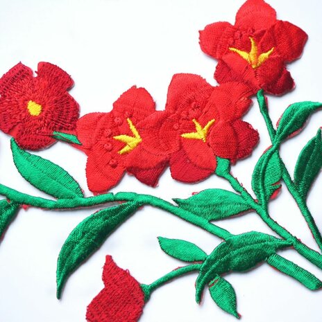 Bloemen 25 cm Rood